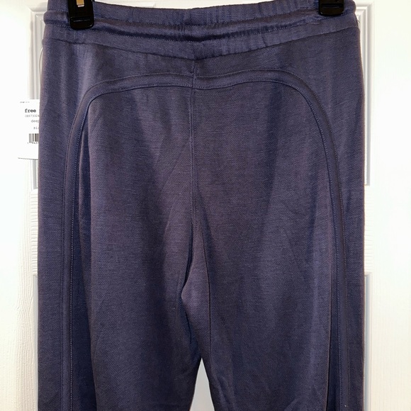 NWT Free People Back Into It joggers - Picture 5 of 6